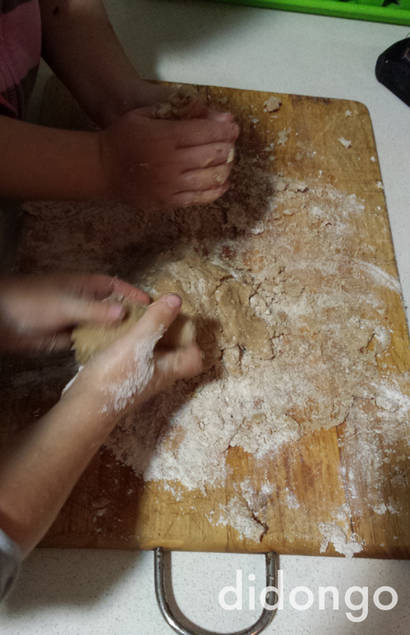 hacer galletas con niños